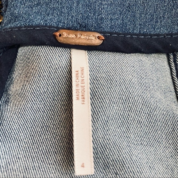Free People Denim Mini Skirt. Blue. Sz 4. - Picture 5 of 9